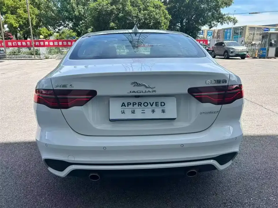 Jaguar XEL