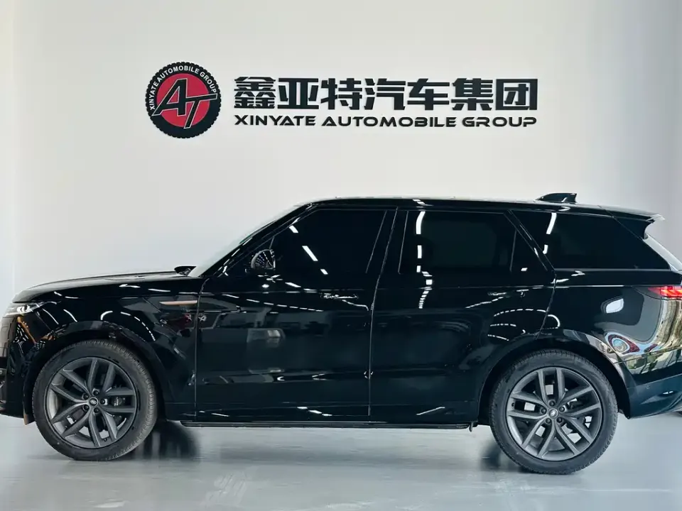Land Rover Sport