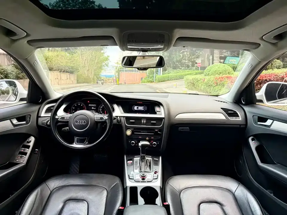 Audi A4 (Import)