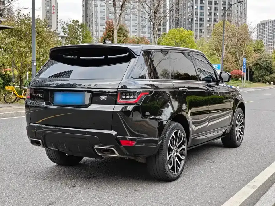 Land Rover Sport