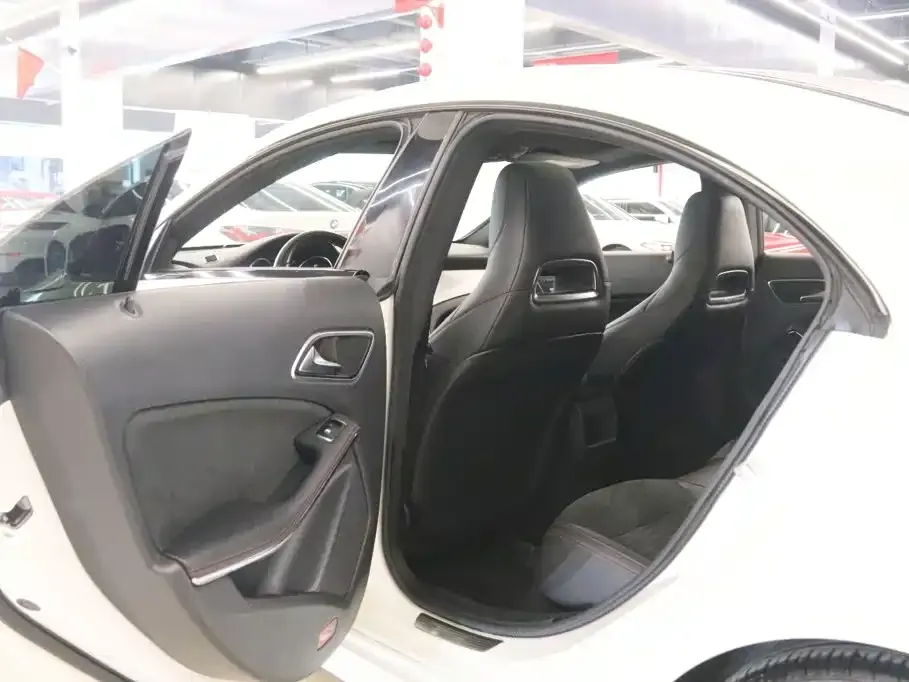 Mercedes-Benz CLA (Import)