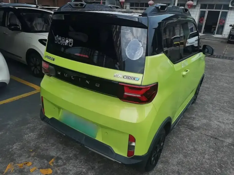 Wuling MINIEV