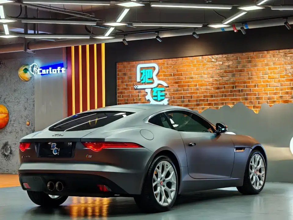 Jaguar F-Type