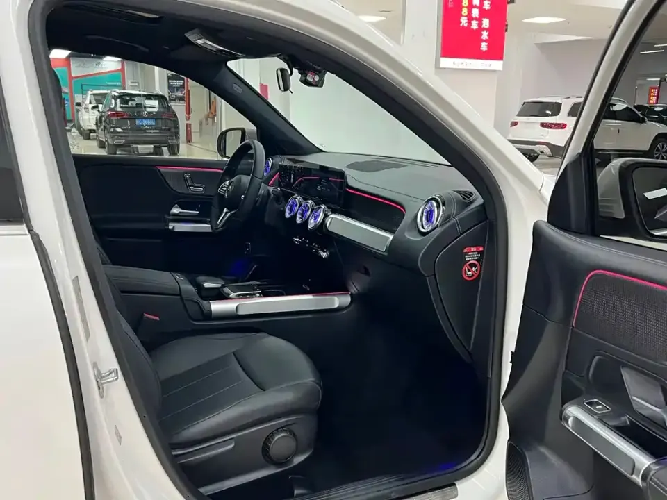 Mercedes-Benz GLB