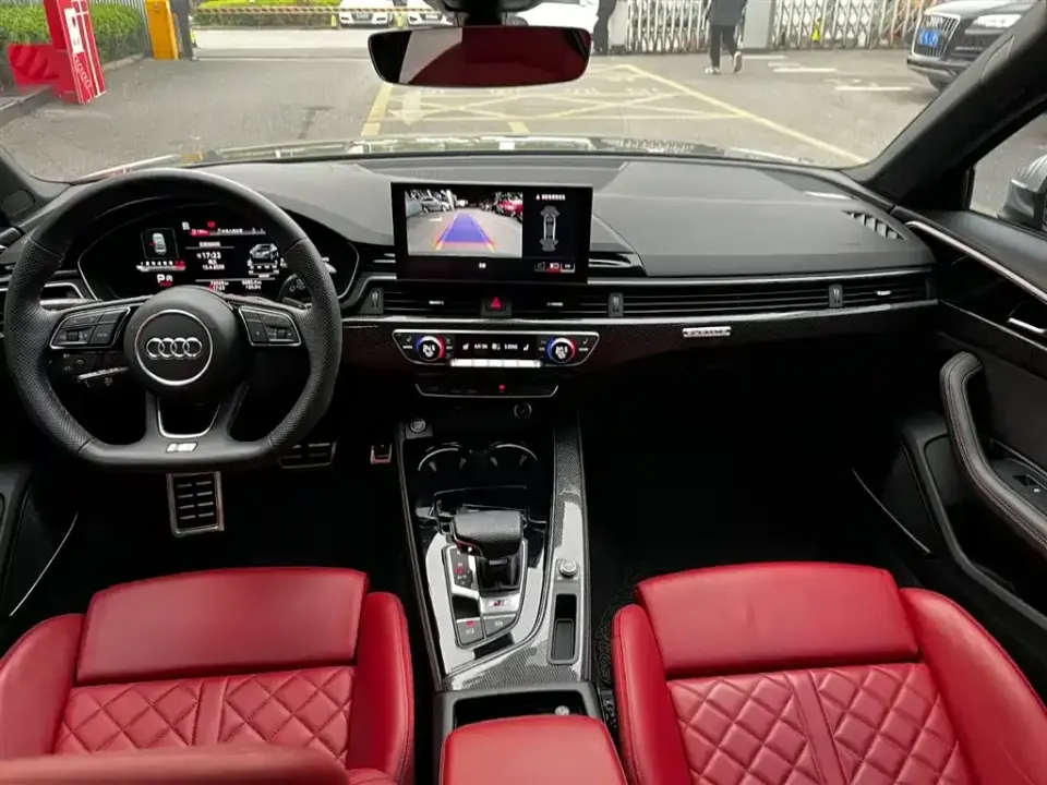 Audi S4