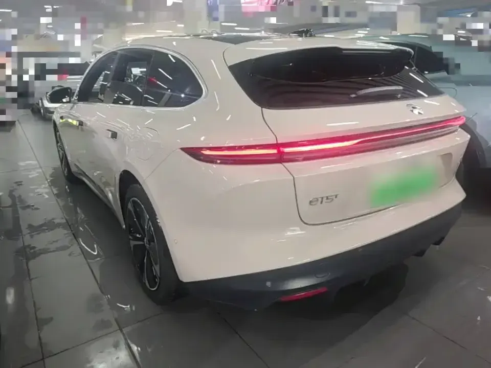 Nio ET5T