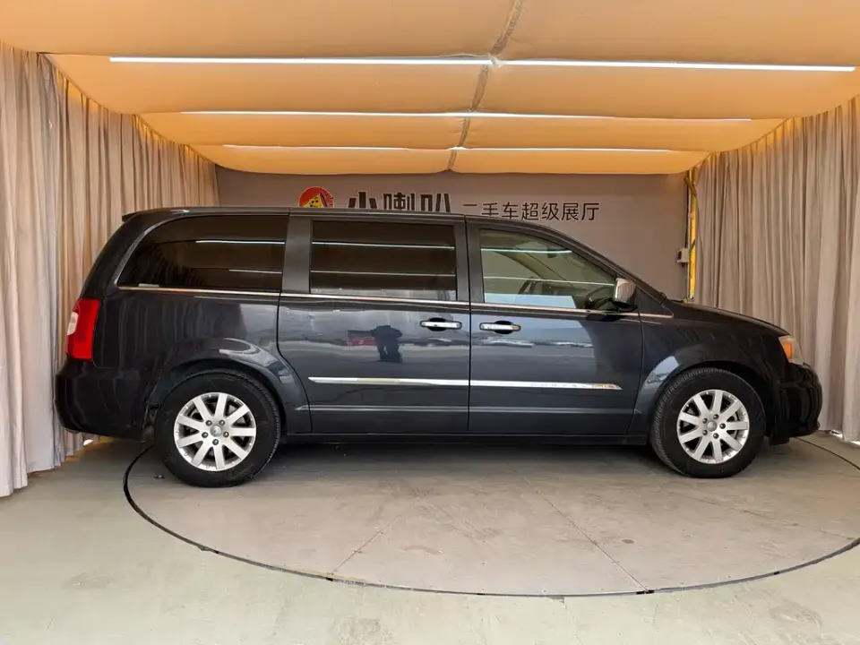 Chrysler Grand Voyager (Import)