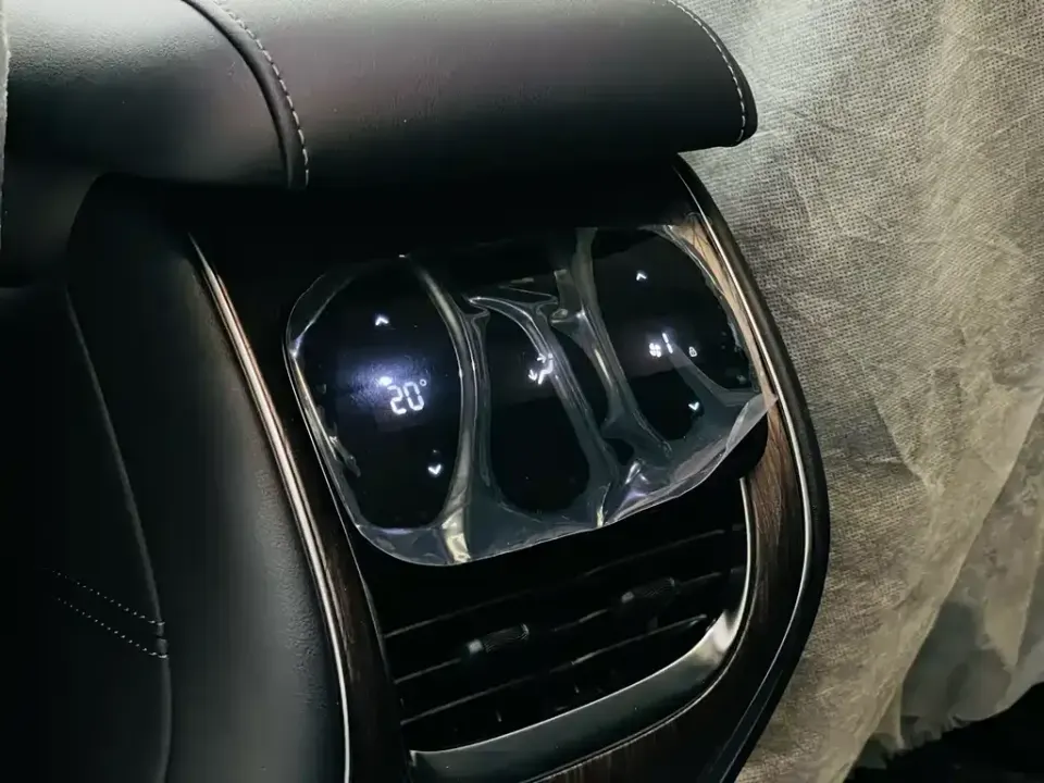 IM Motors IM LS7