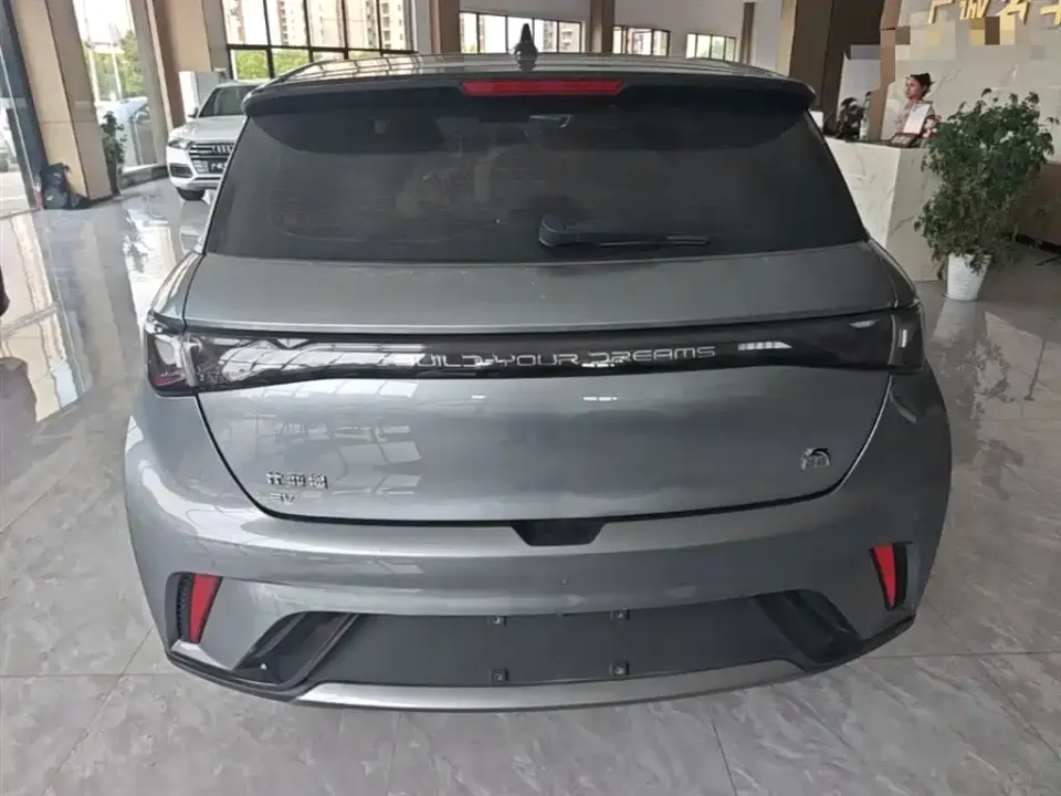 BYD Dolphin