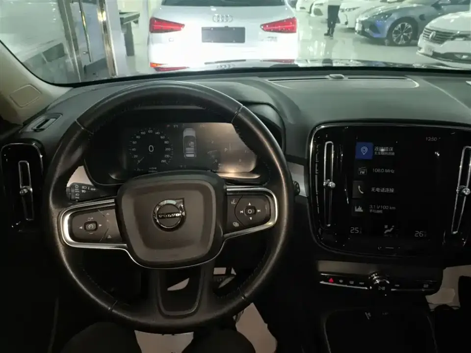 Volvo XC40