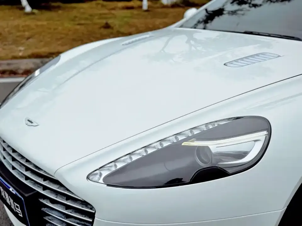 Aston Martin Rapide