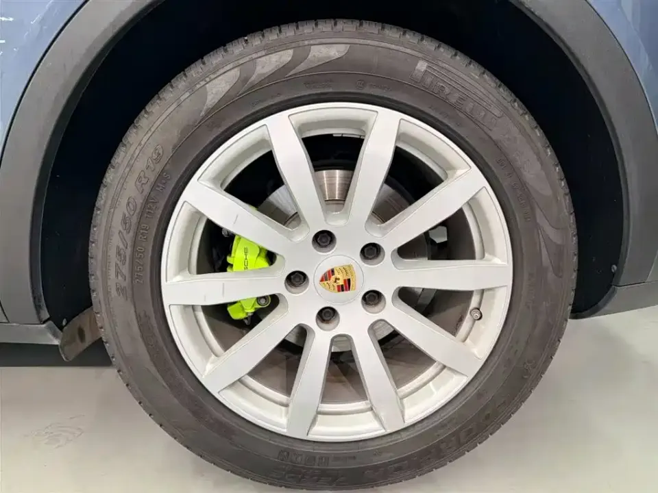 Porsche Cayenne Hybrid
