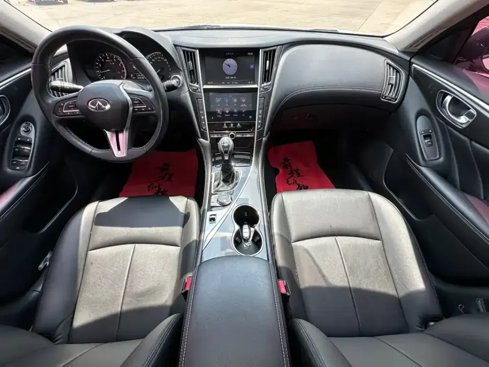 Infiniti Q50L