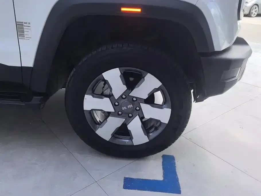 Beijing Off-Road BJ40 EREV