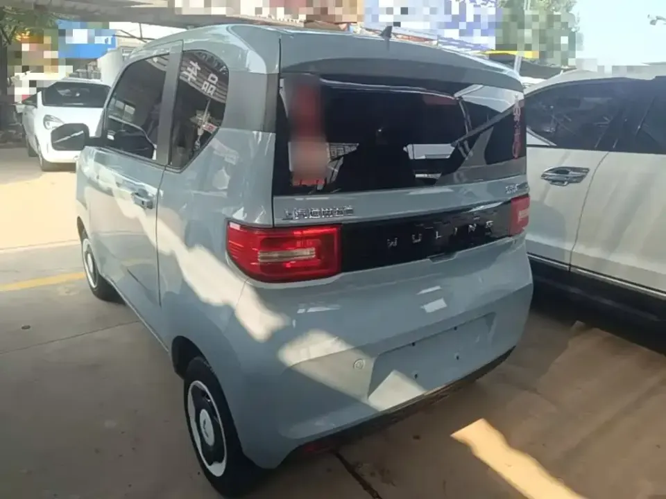 Wuling MINIEV