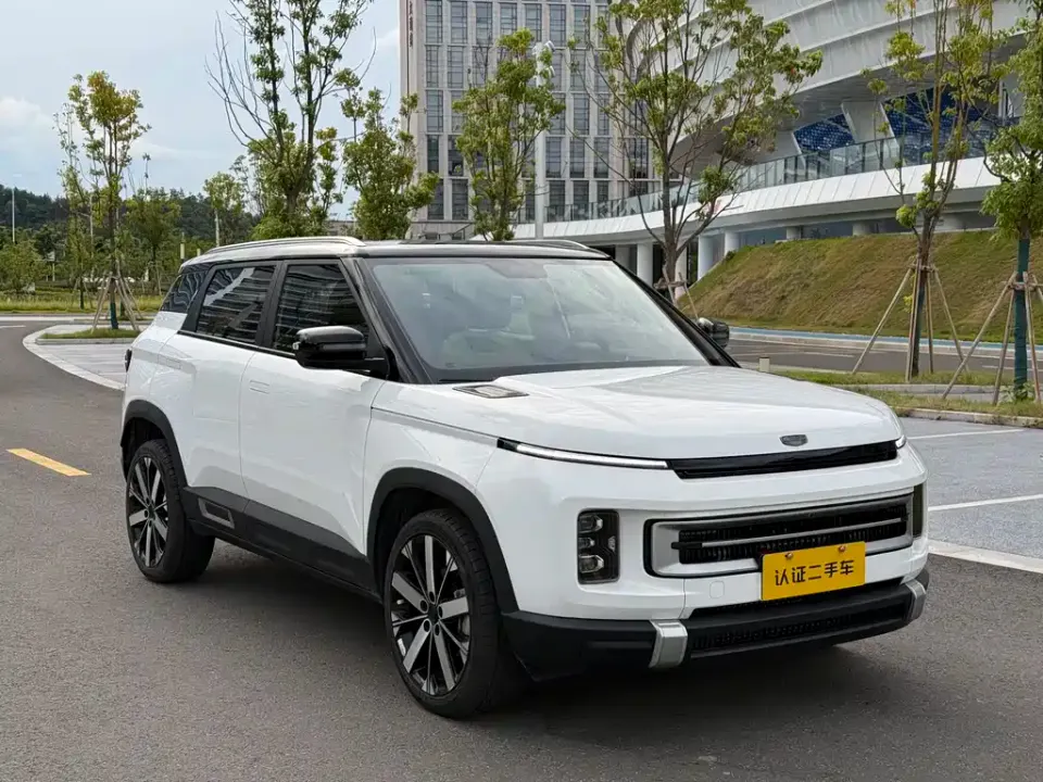 Geely ICON