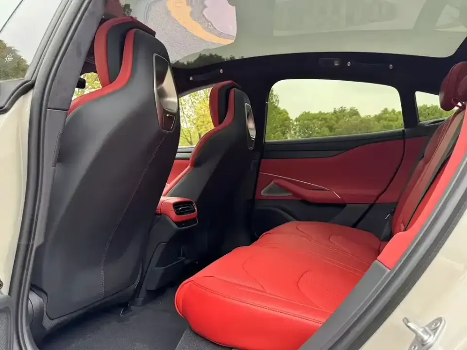 Xiaomi SU7