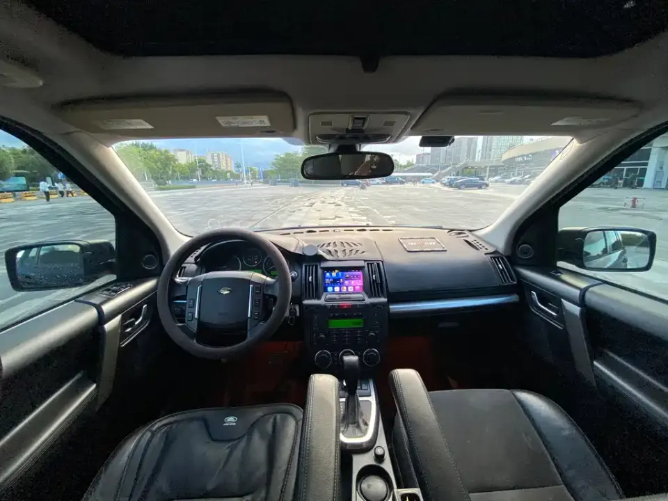 Land Rover Freelander 2