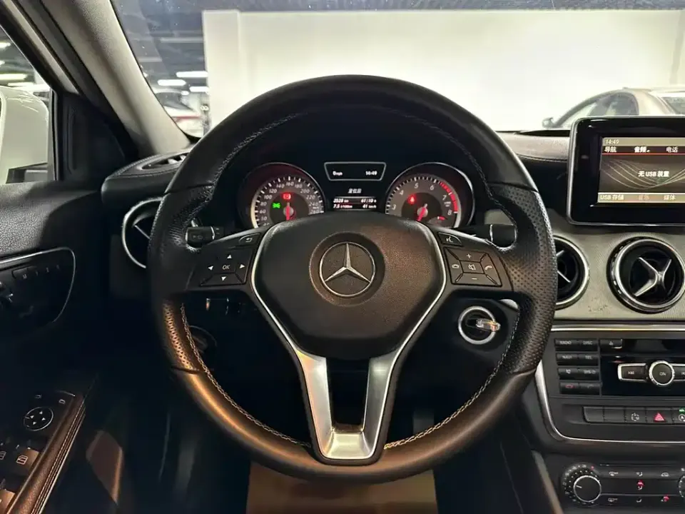 Mercedes-Benz GLA