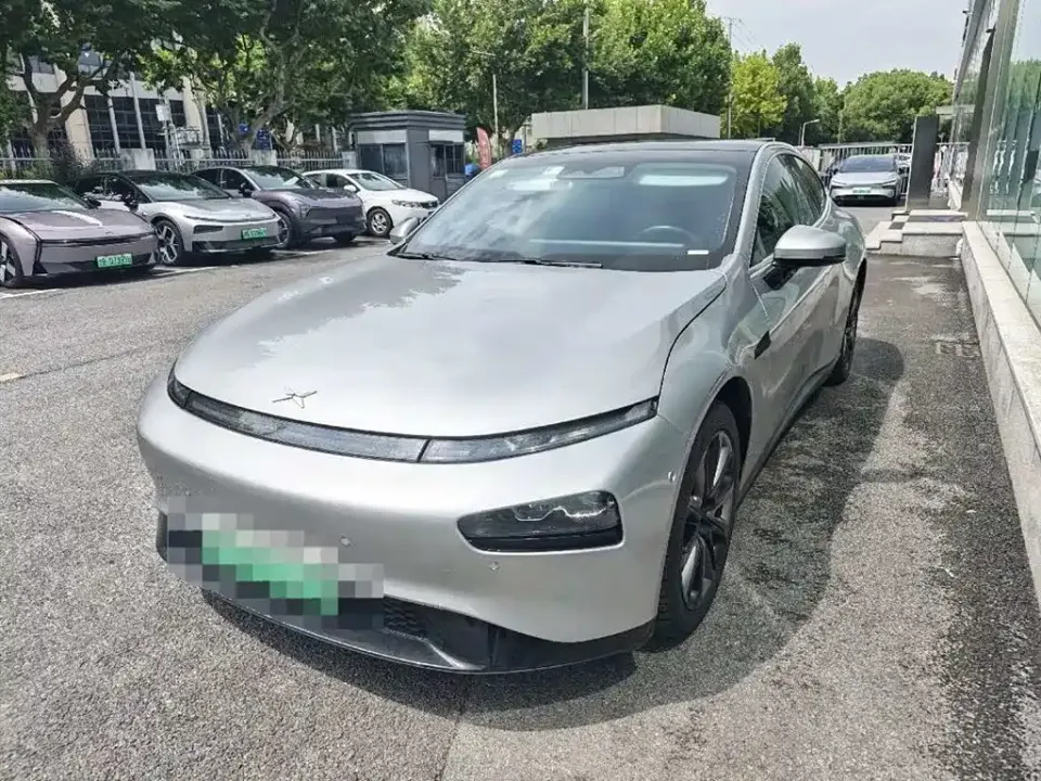 Xpeng P7