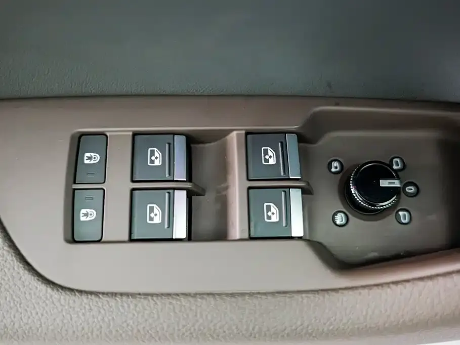 Audi A7L