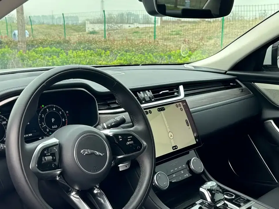 Jaguar XFL
