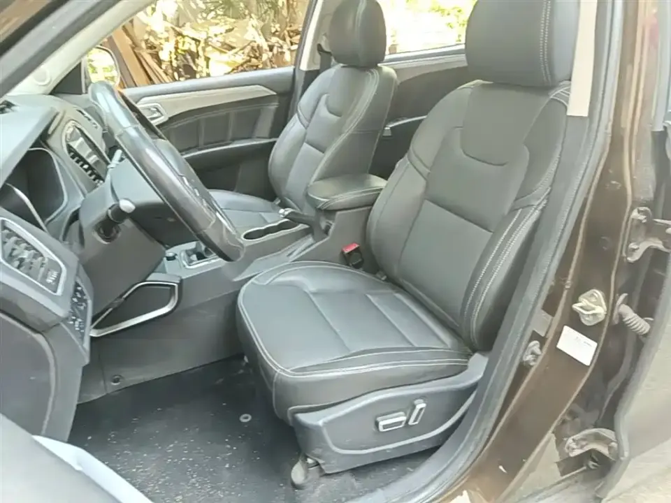 Geely Vision X6
