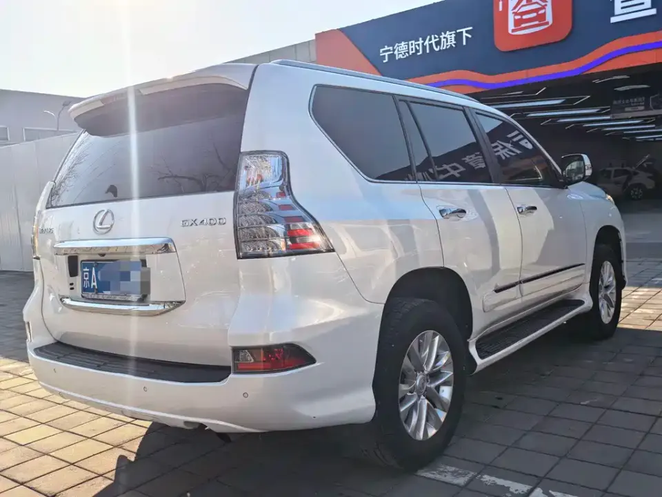 Lexus GX