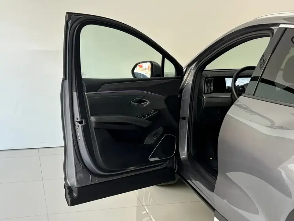 BYD L DM-i