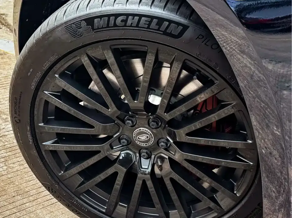 Land Rover Sport