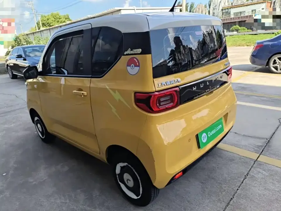 Wuling MINIEV