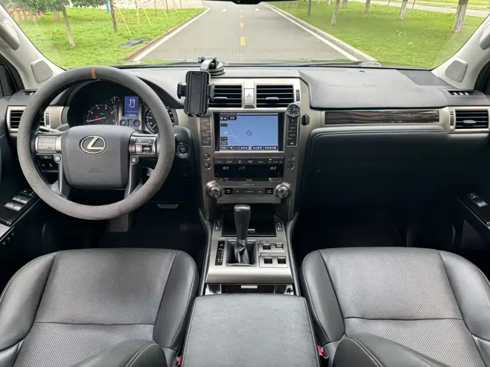 Lexus GX