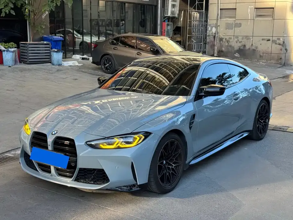 BMW M4