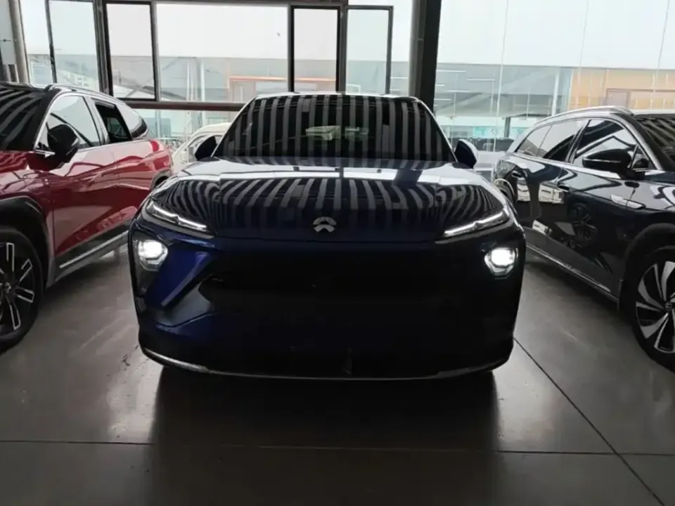 Nio EC6