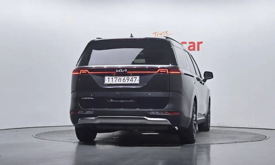 Kia Canival