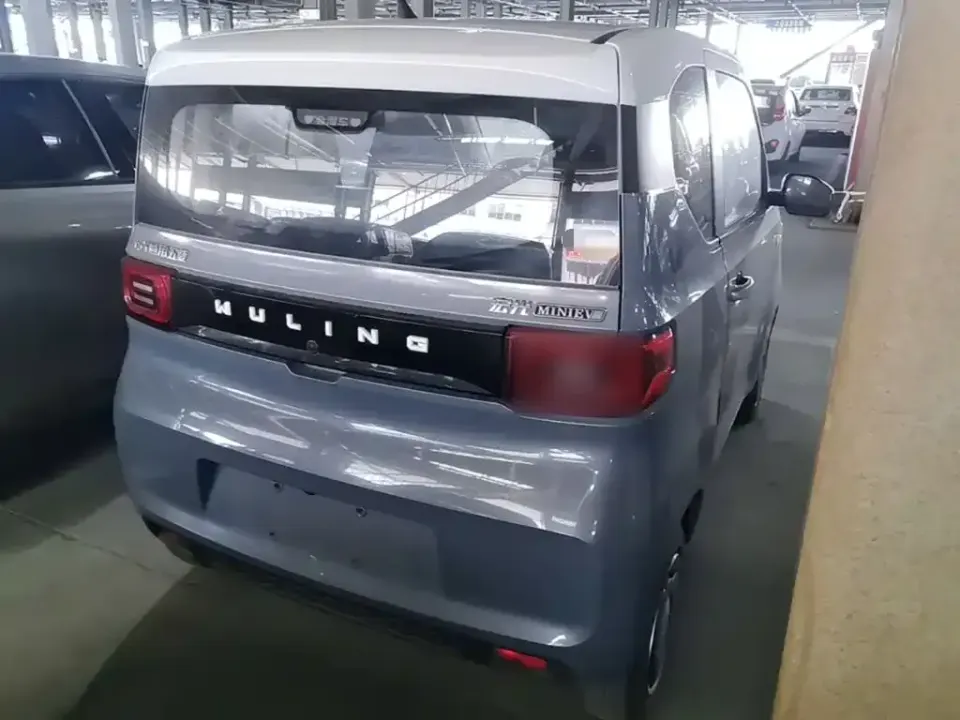 Wuling MINIEV