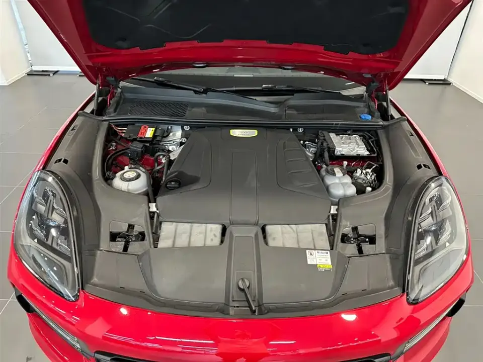 Porsche Cayenne Hybrid