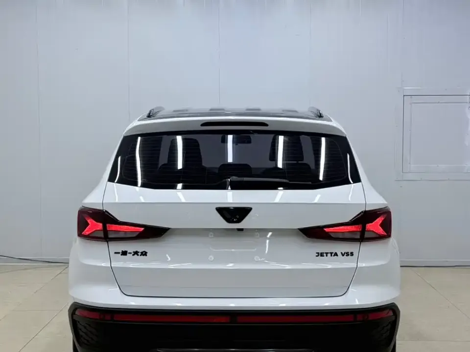 Jetta VS5