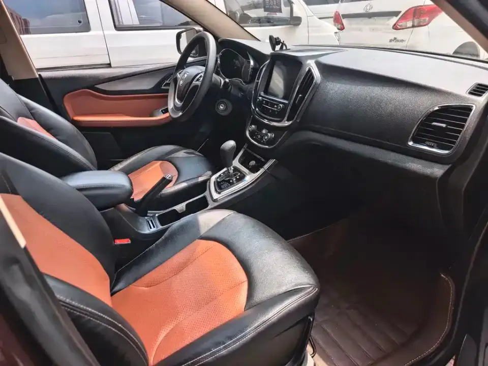 Baojun 560