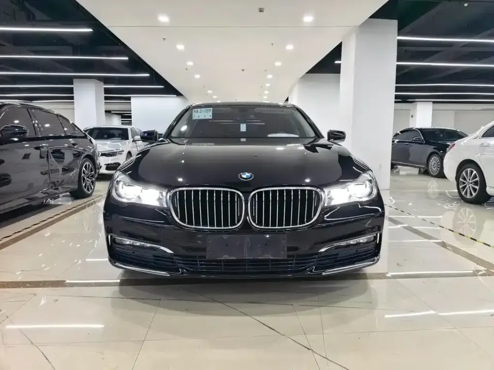 BMW 7-Series