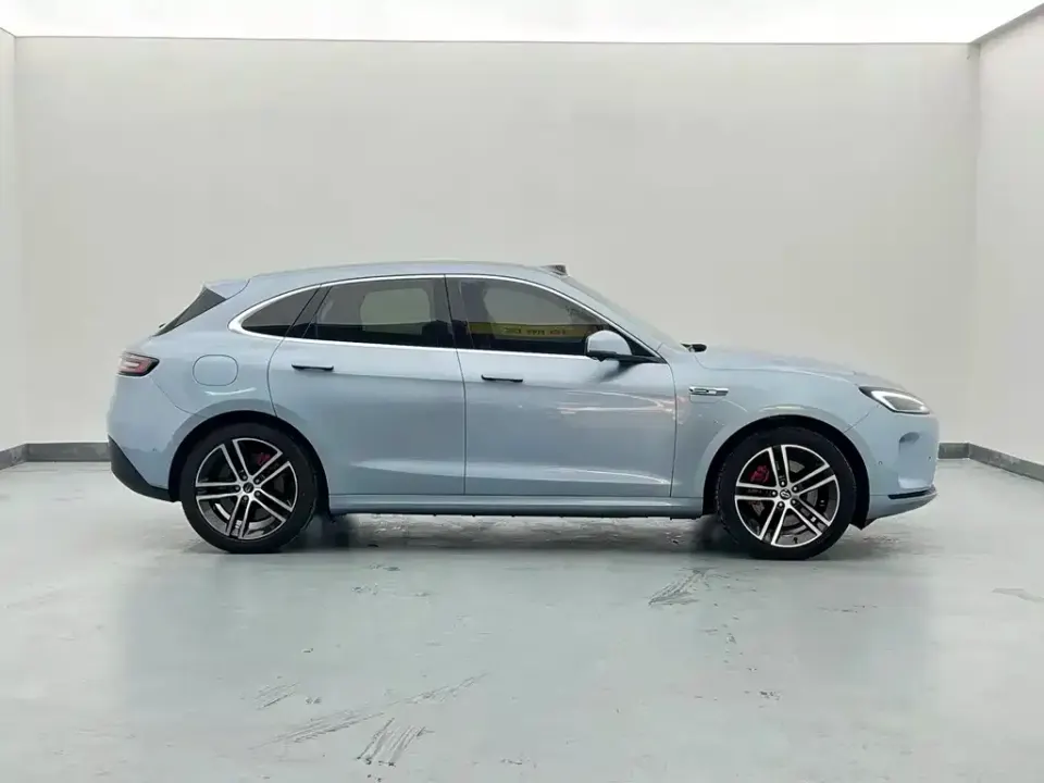 AITO AITO M5