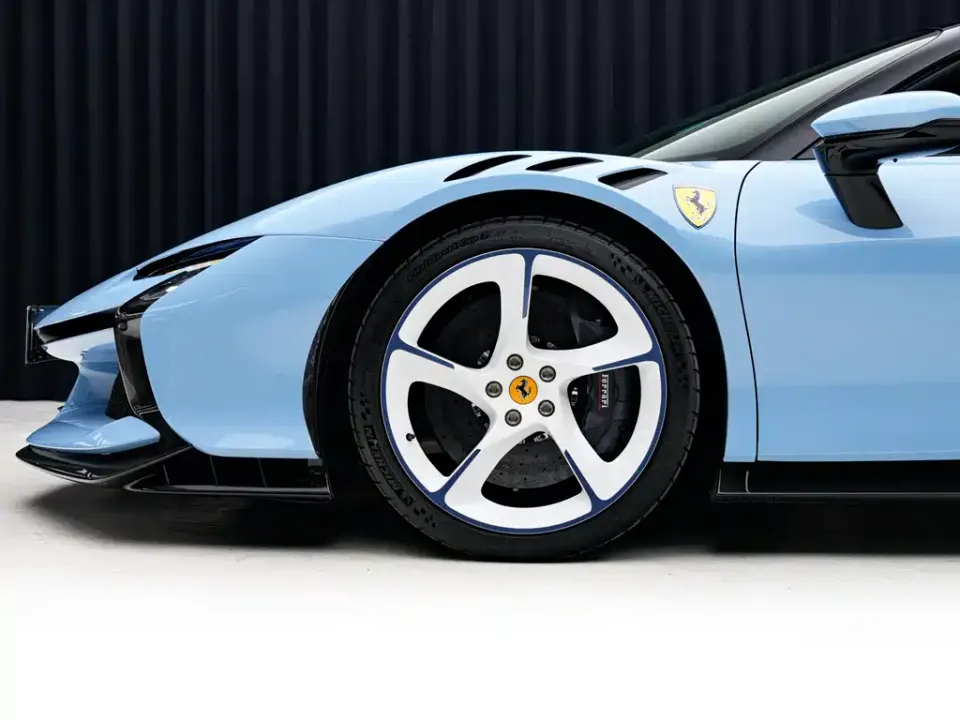 Ferrari SF90