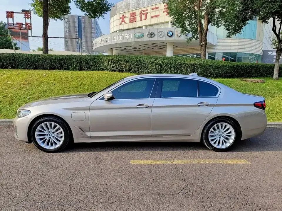 BMW 5 Series New Energy