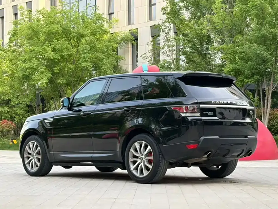 Land Rover Sport