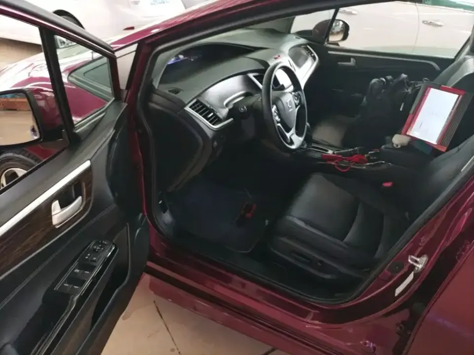 Honda Jade