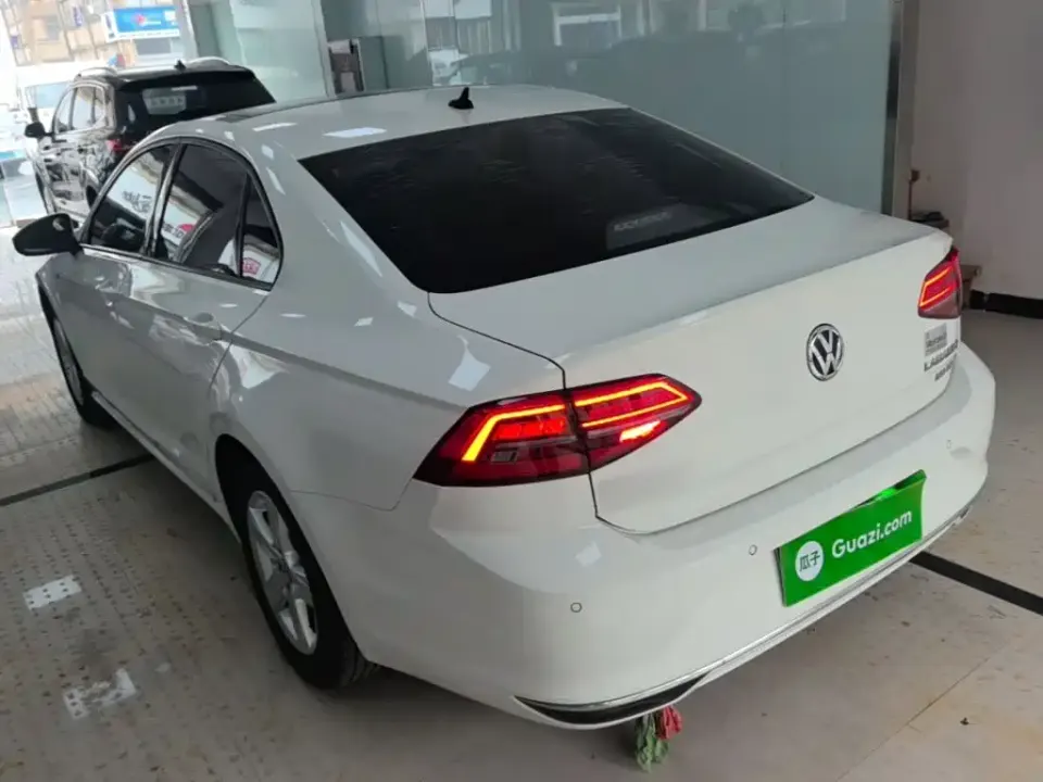 Volkswagen Lamando