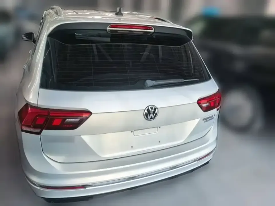 Volkswagen Tiguan L PHEV