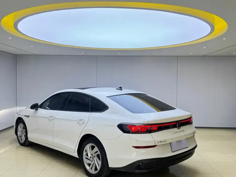 Volkswagen Lamando
