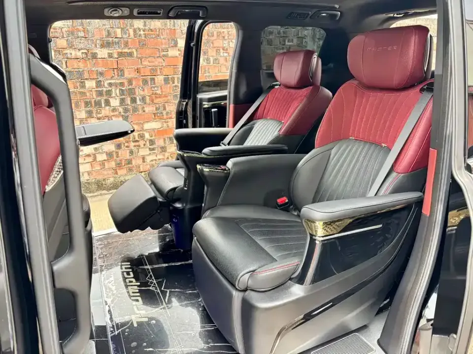 GAC Trumpchi M8