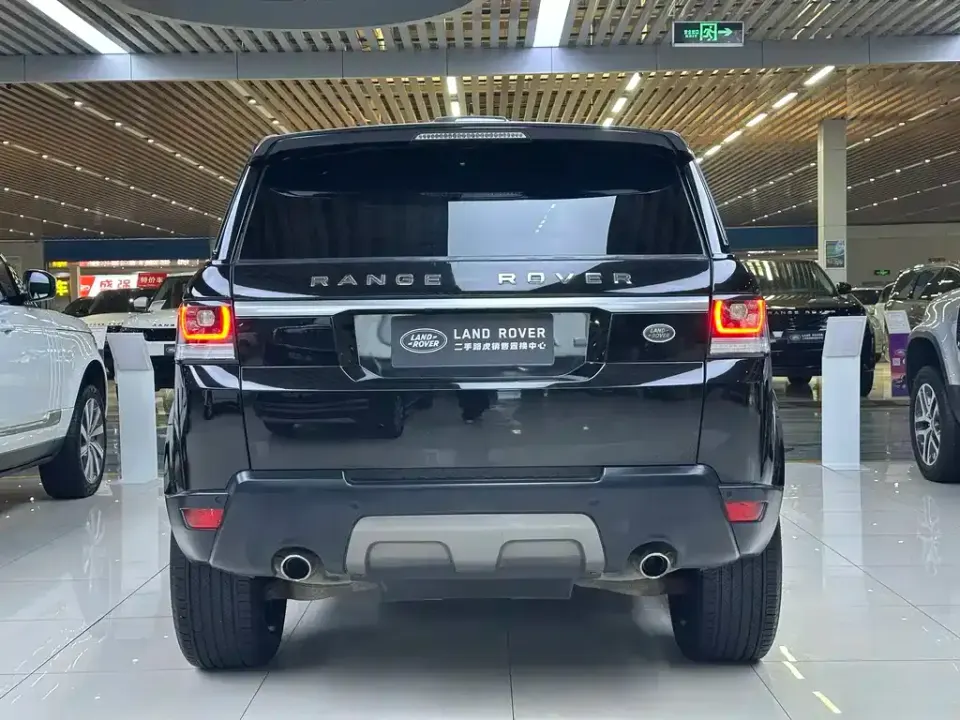 Land Rover Sport